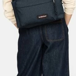 Kopen 🔔 Eastpak - Padded Pak'r - Rugzak - 24 Liter - Triple Denim 🎁 25 Kopen 🔔 Eastpak - Padded Pak'r - Rugzak - 24 Liter - Triple Denim 🎁 -Samsonite Winkel 276x840