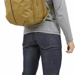 Beste deal 🎉 Thule Reistassen Zonder Wielen / Rugzak / Laptoptas / Schooltas - Aion - 16 Inch - 40 Liter - Goud 🔥 -Samsonite Winkel 310x840 1