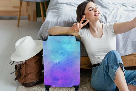 Coupon ❤️ MuchoWow Koffer - Meisje - Waterverf - Pastel - Blauw - Trolley - 👜 Handbagage - 35x55x20 Cm - Koffer Meisje - Reiskoffer 😀 4 Coupon ❤️ MuchoWow Koffer - Meisje - Waterverf - Pastel - Blauw - Trolley - 👜 Handbagage - 35x55x20 Cm - Koffer Meisje - Reiskoffer 😀 - Afbeelding 2