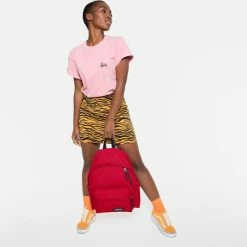 Kopen ๐ Eastpak - Padded Pak'R - Rugzak - 24 Liter - Sailor Red ๐ 28 Kopen ๐ Eastpak - Padded Pak'R - Rugzak - 24 Liter - Sailor Red ๐ -Samsonite Winkel 550x537 6