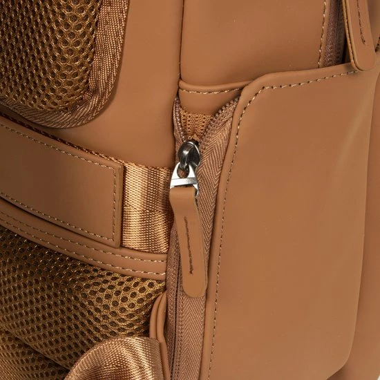 Uitgang 🔥 New Rebels® Harper - Rugtas - Bruin - Waterbestendig - 13.313121087 - 9L - 28x8x38cm - Rugzak / 🎒 Backpack 🔔 12 Uitgang 🔥 New Rebels® Harper - Rugtas - Bruin - Waterbestendig - 13.313121087 - 9L - 28x8x38cm - Rugzak / 🎒 Backpack 🔔 - Afbeelding 10