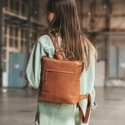 Kopen π― The Chesterfield Brand Chesterfield Kolkata Rugzak Cognac π 15 Kopen π― The Chesterfield Brand Chesterfield Kolkata Rugzak Cognac π -Samsonite Winkel 550x550 430