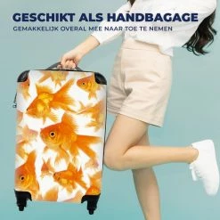 Beste deal 🎁 MuchoWow® Koffer - Goudvissen - Wit - Vissen - Past Binnen 55x40x20 Cm En 55x35x25 Cm - 👜 Handbagage - Trolley - Fotokoffer - Cabin Size - Print 🛒 -Samsonite Winkel 550x550 672