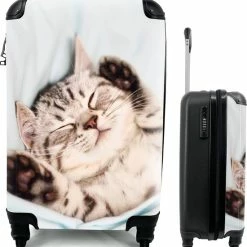 Promo 🛒 MuchoWow® Koffer - Kitten - Slaap - Bed - Past Binnen 55x40x20 Cm En 55x35x25 Cm - 👜 Handbagage - Trolley - Fotokoffer - Cabin Size - Print ⭐