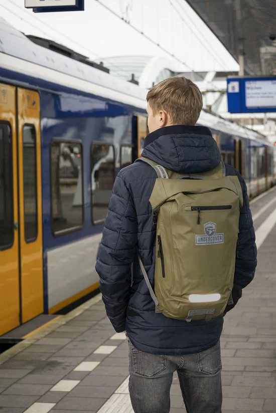 Beste deal π UNDERCOVER DSIGN Aquastop Laptop Rugzak Waterdicht Groen Met 15" Laptop Hoes π 9 Beste deal π UNDERCOVER DSIGN Aquastop Laptop Rugzak Waterdicht Groen Met 15" Laptop Hoes π - Afbeelding 7